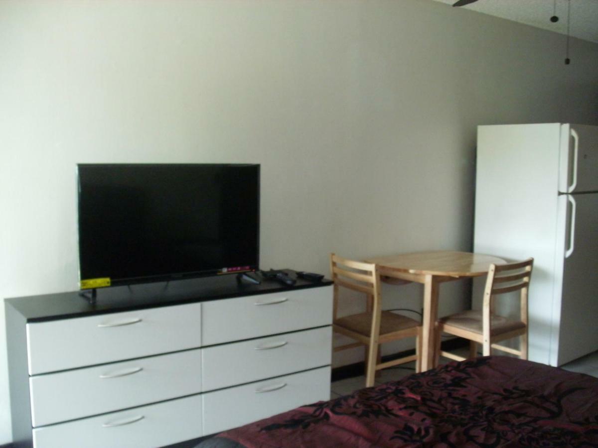 Apartament Newly Furnished Large Clean Quiet Private Unit Fort Lauderdale Zewnętrze zdjęcie